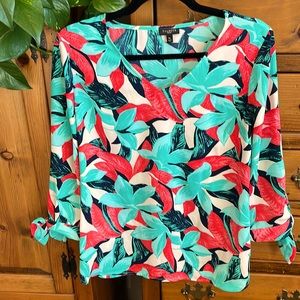 🌸Talbots 3/4 sleeve bright floral blouse